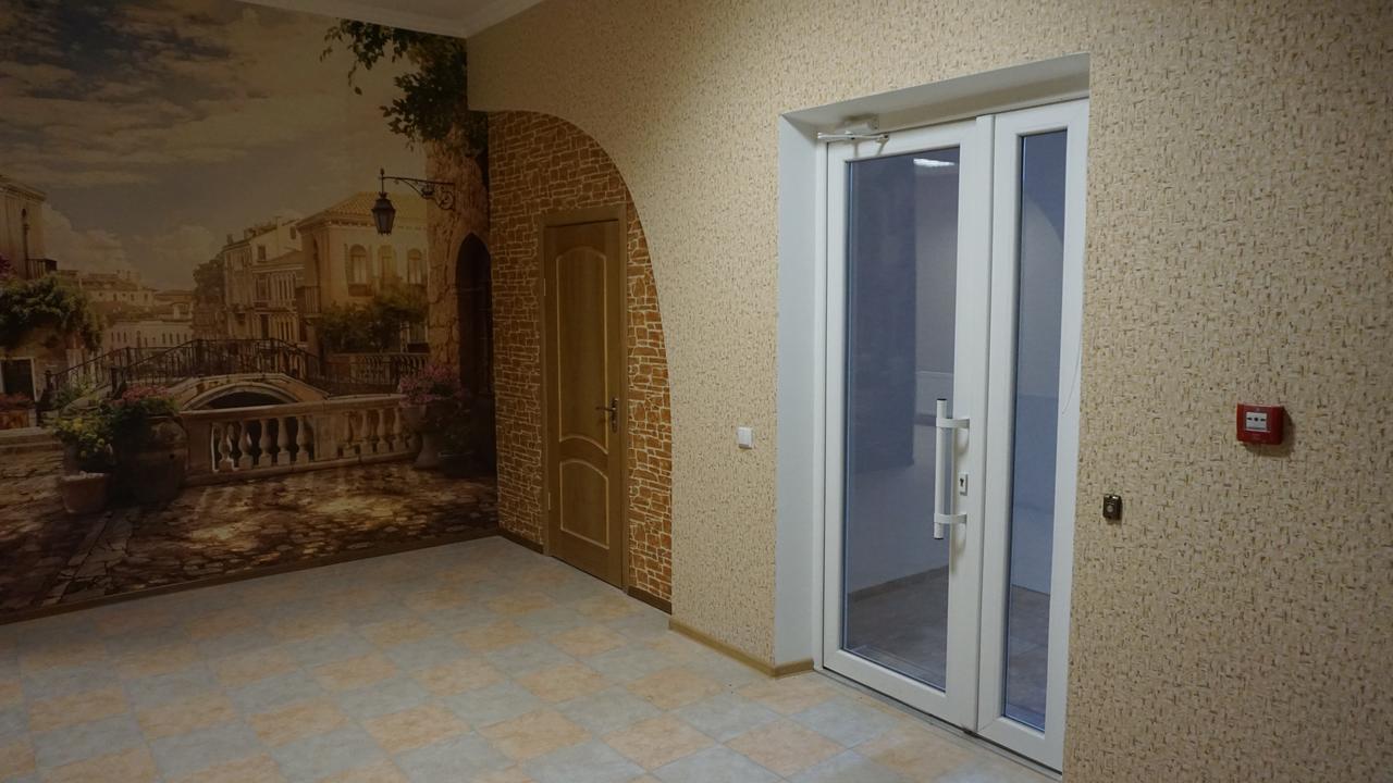 Happy Cat Hotel Odesa Exterior photo