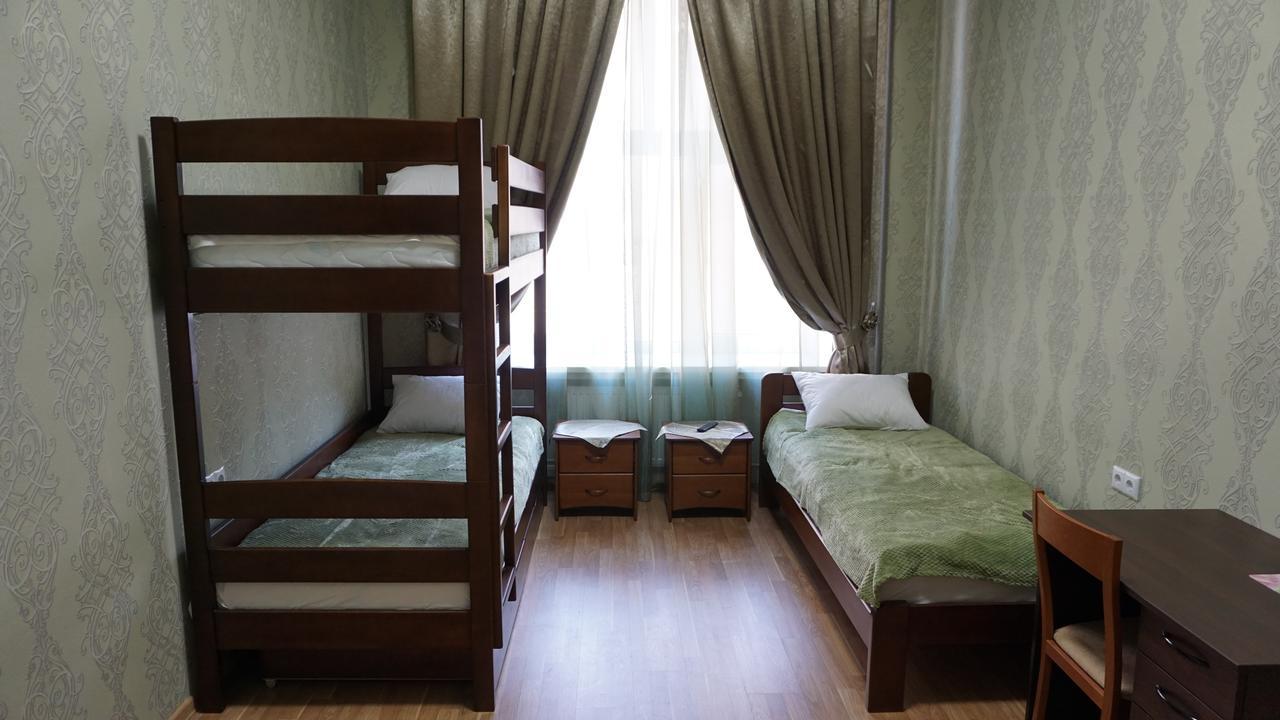 Happy Cat Hotel Odesa Room photo
