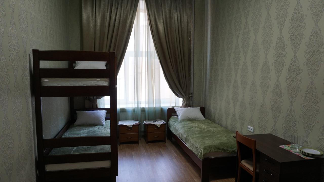 Happy Cat Hotel Odesa Exterior photo