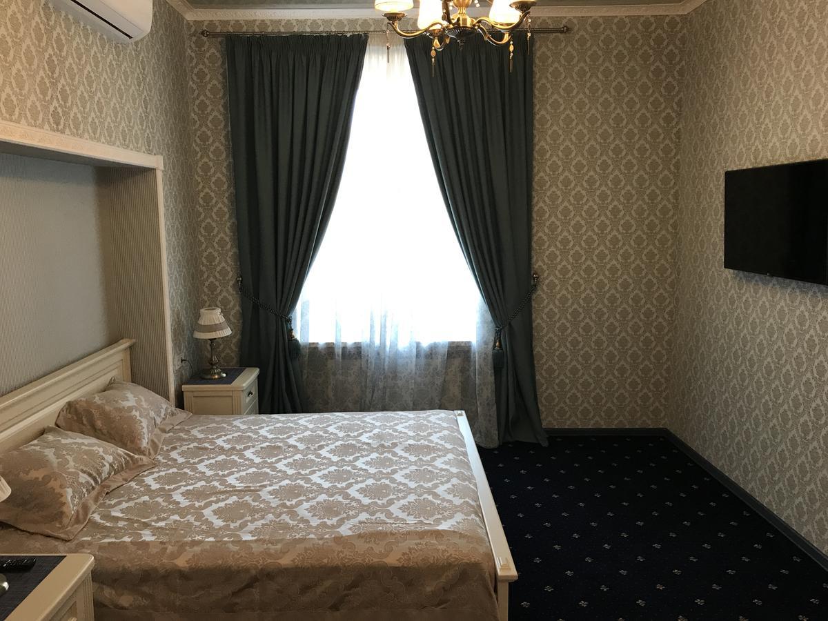 Happy Cat Hotel Odesa Exterior photo